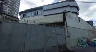 3 in 1 Office/Residence with an Adjacent 298 sqm Warehouse in Balintawak Area, Quezon City.